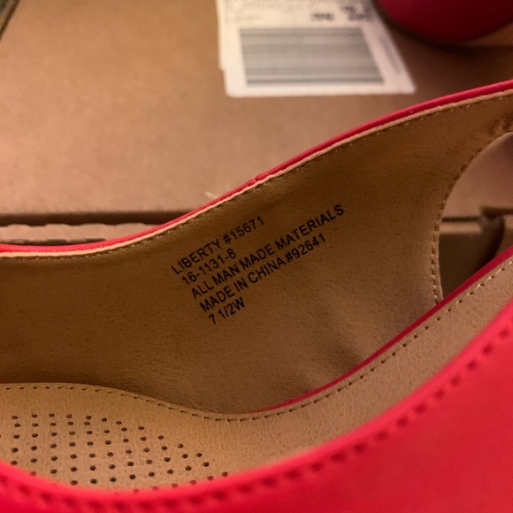 Comfortview red high heel - Picture 5 of 6